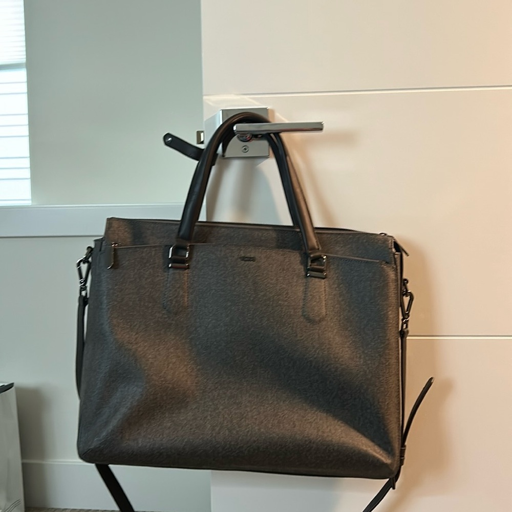Nia Commuter Brief
